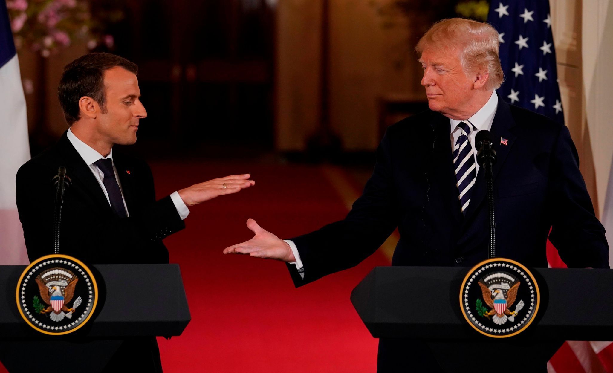 Emmanuel Macron na návštěvě u Donalda Trumpa v Bílém domě
