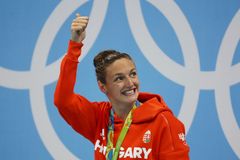 Hosszúová se na předchozích třech hrách medaile nedočkala. V Riu si ale doplavala už pro druhé zlato