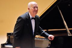 Zemřel slavný český klavírista Ivan Moravec, bylo mu 84 let