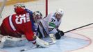 Finále KHL, Lev-Magnitogorsk: Petri Vehanen (35) - Tim Brent (37)