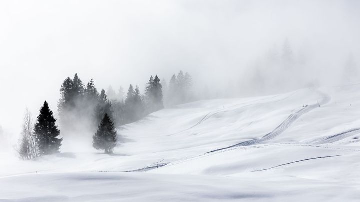 Mrazivý týden v Česku. Pozor na ranní ledovku a sněhové jazyky na silnicích; Zdroj foto: Shutterstock