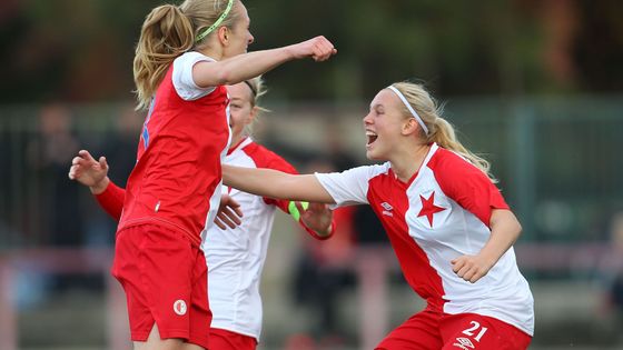 Slavia vyhrála další derby pražských "S". Poté co muži zdolali Spartu 1:0, se zahanbit nenechaly ani ženy a vyhrály 4:0. Podívejte se v naší galerii.