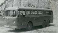 Poměrně kompaktní autobus vznikl na popud ministerstva dopravy, které hledalo přepravník pro až 60 lidí vhodný na úzké a kopcovité horské silnice. Na vývoji Tatra spolupracovala s Karosou.