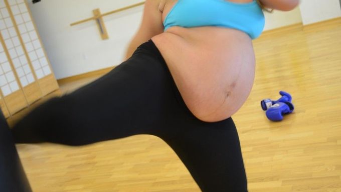 Crystal Green trénuje navzdory pokročilé fázi těhotenství