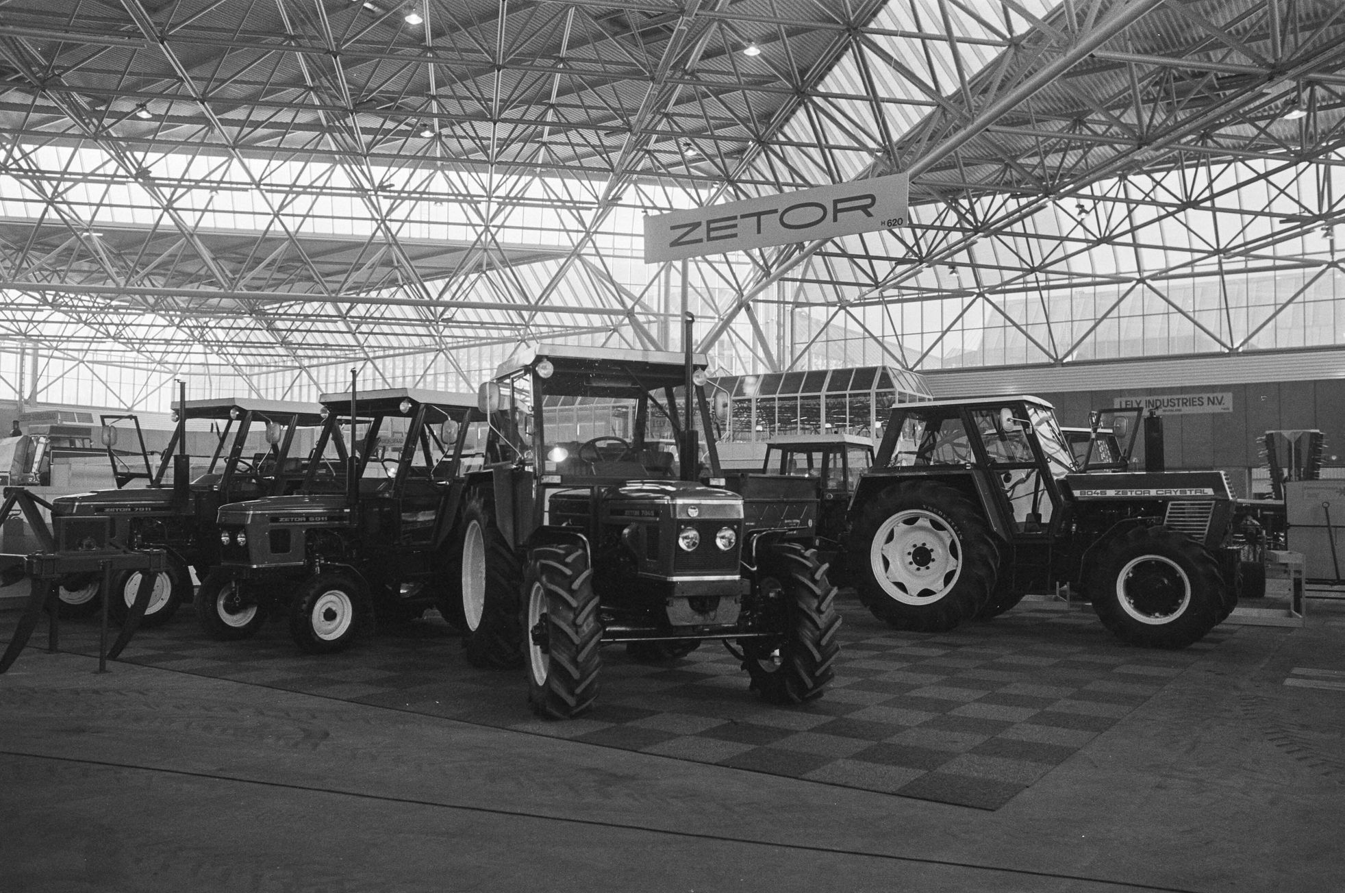 Zetor stánek v roce 1982