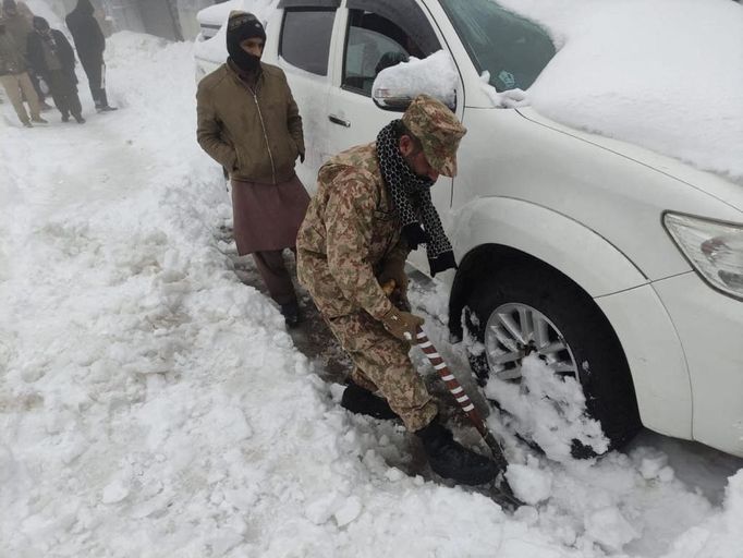 Sněhová kalamita v Pákistánu.