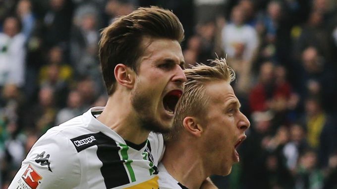 Borussia Mönchengladbach si v duelu s dortmundskou Borussií snadno poradila