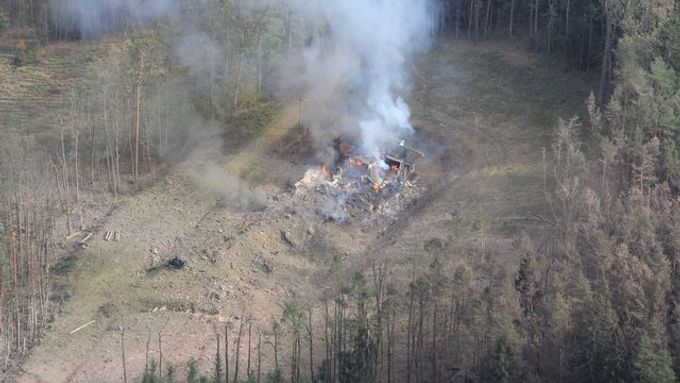 Zničený muniční sklad ve Vrběticích.