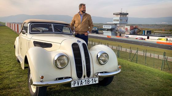 Oldtimer Express láká na start závodu veteránů. Diváci soutěží o palivo za 10 tisíc