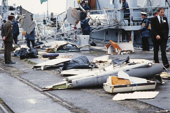 Katastrofa letu 182 společnosti Air India, ke které došlo 23. června 1985 nad Atlantickým oceánem v důsledku výbuchu bomby nastražené kanadskými sikhským teroristy.