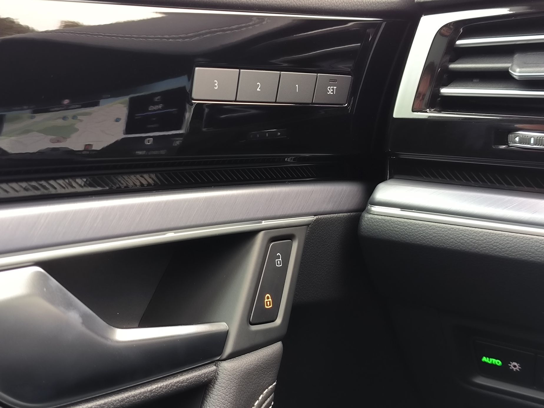 Volkswagen Touareg R Line 2024