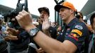 F1, VC Japonska: fanoušci - Daniel Ricciardo a Max Verstappen