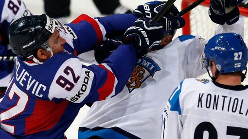 Hokej, MS 2013, Finsko - Slovensko: Sami Lepistö - Branko Radivojevič