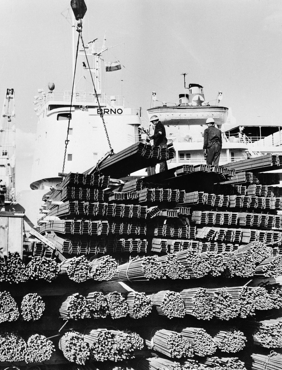 Československá námořní plavba, Domácí, historie, námořní doprava