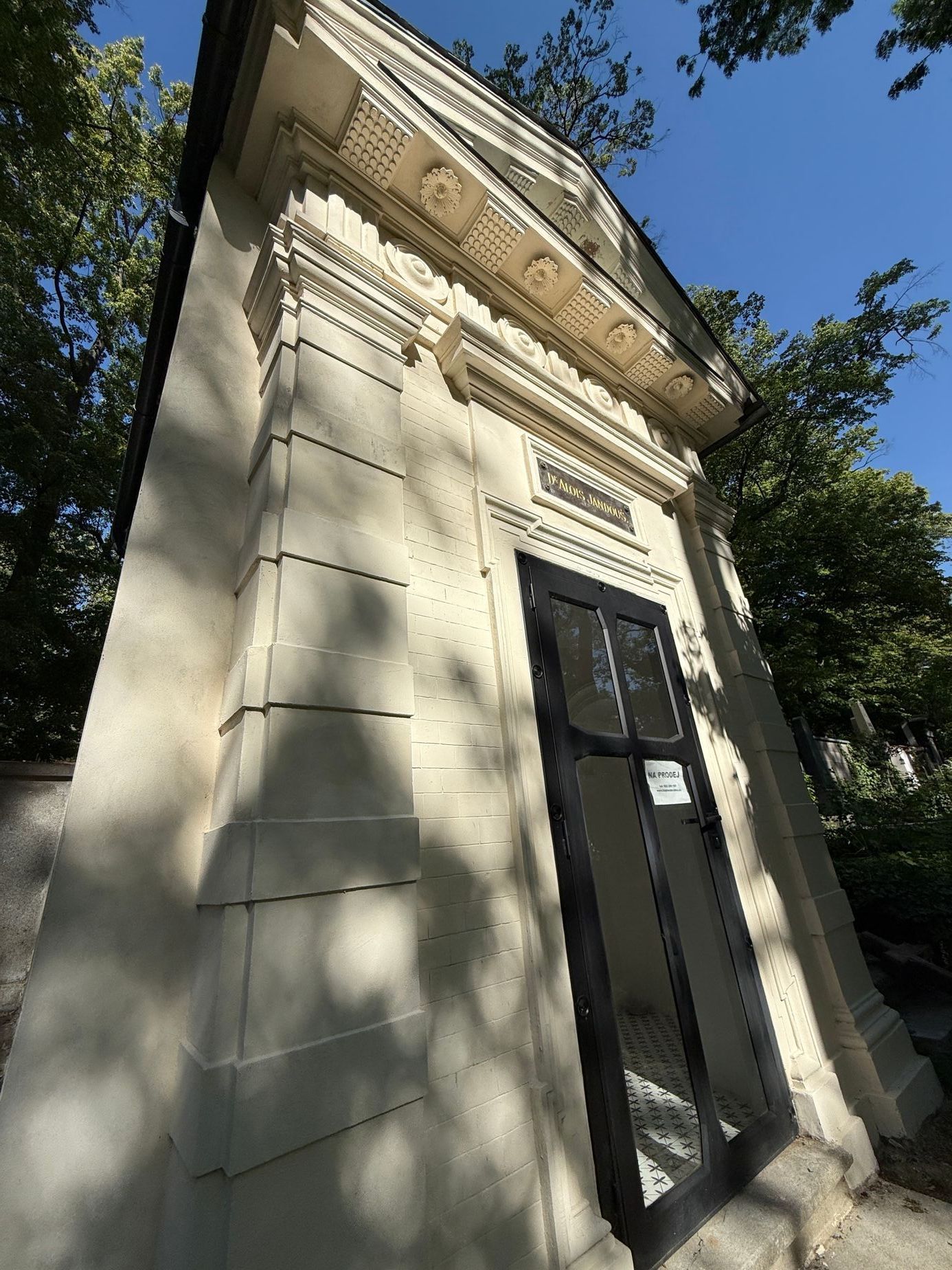 hrobka, prodej, Olšanské hřbitovy, hrob, hřbitov