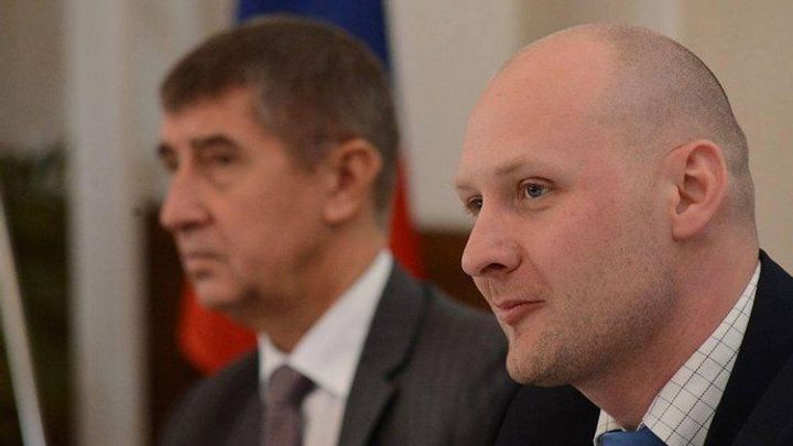 Babiš se musí omluvit senátorovi za označení udavač i obvinění ze ztráty 800 milionů
