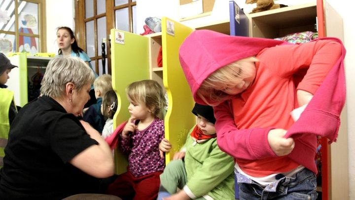 Ať rodiče platí jeslím jen dva tisíce, říká Maláčová. Zkrachujeme, varují ředitelé; Zdroj foto: Sandra Štefaniková