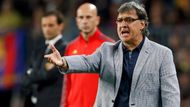 Ale i kouč Barcelony Gerardo Martino ostře rozdával pokyny.