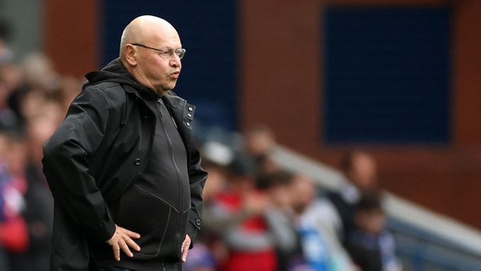 Miroslav Koubek při utkání Plzně ve 3. předkola Ligy mistrů na hřišti Rangers