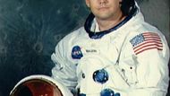 Velitelem mise se stal Neil Armstrong, který také jako první vkročil na povrch Měsíce a navždy se tak zapsal do historie.
