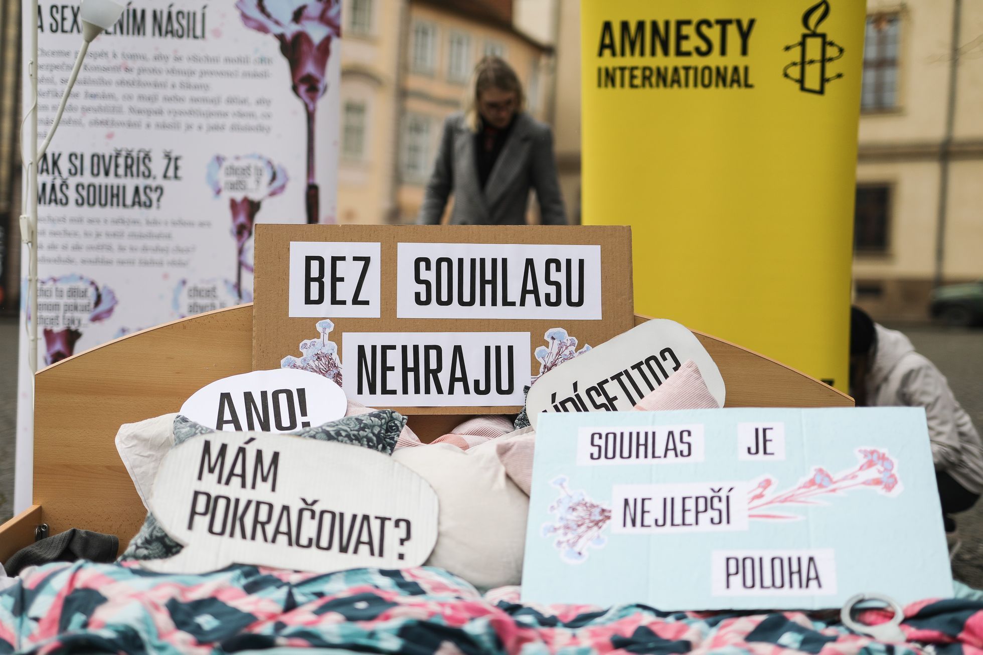 Chce to souhlas - happening za změnu definice znásilnění - Konsent, Amnesty International