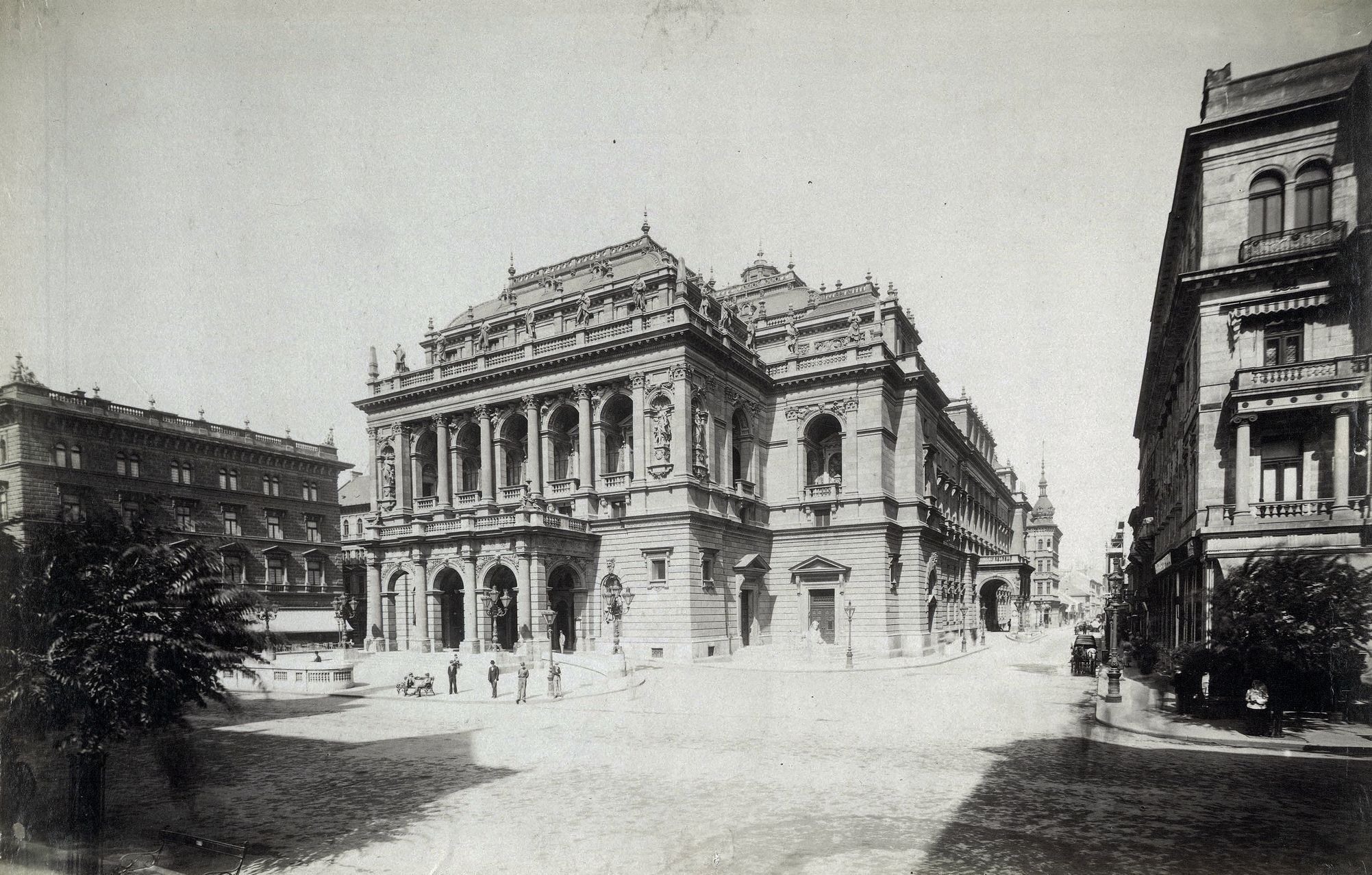 Budapešť, historie, Maďarsko, výročí, Zahraničí