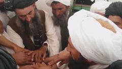 Velitelé Tálibánu mají slibovat věrnost