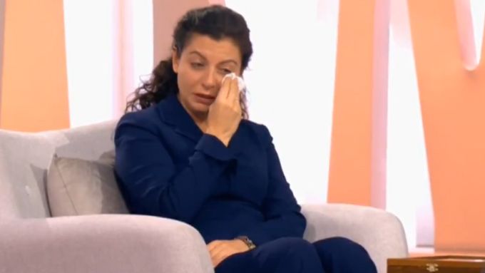 Margarita Simonjanová se v ruské TV rozplakala.