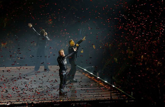 Zahájení sezony F1 75: skupina Take That