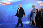 Pětašedesátiletý Putin tak zůstane v Kremlu dalších šest let. Je to jeho čtvrté období ve funkci hlavy státu.