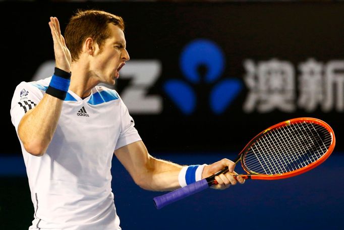 Andy Murray se vzteká ve čtvrtfinále Australian Open 2014