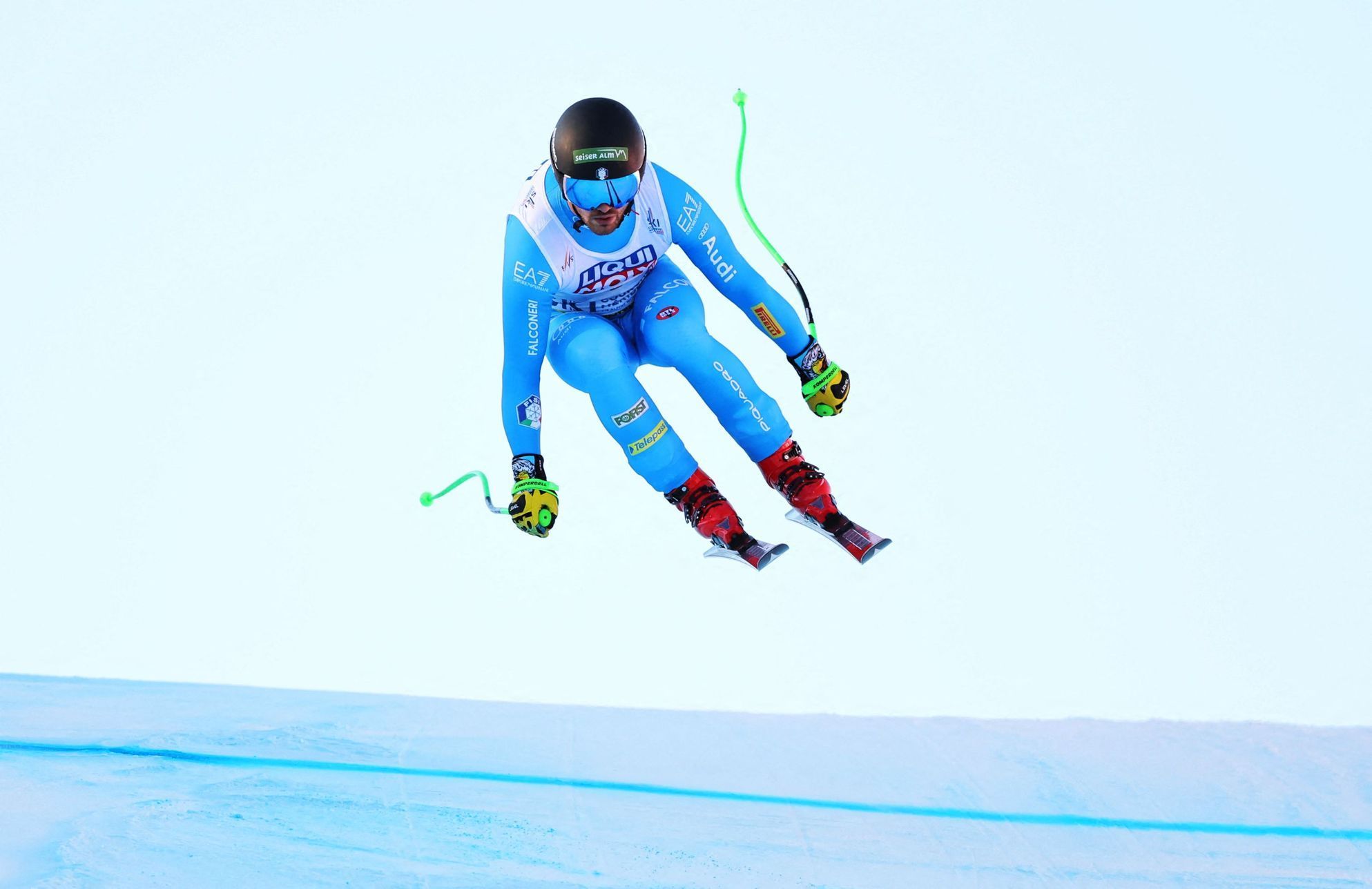Florian Schieder na trati sjezdu mužů na MS v alpském lyžování 2023