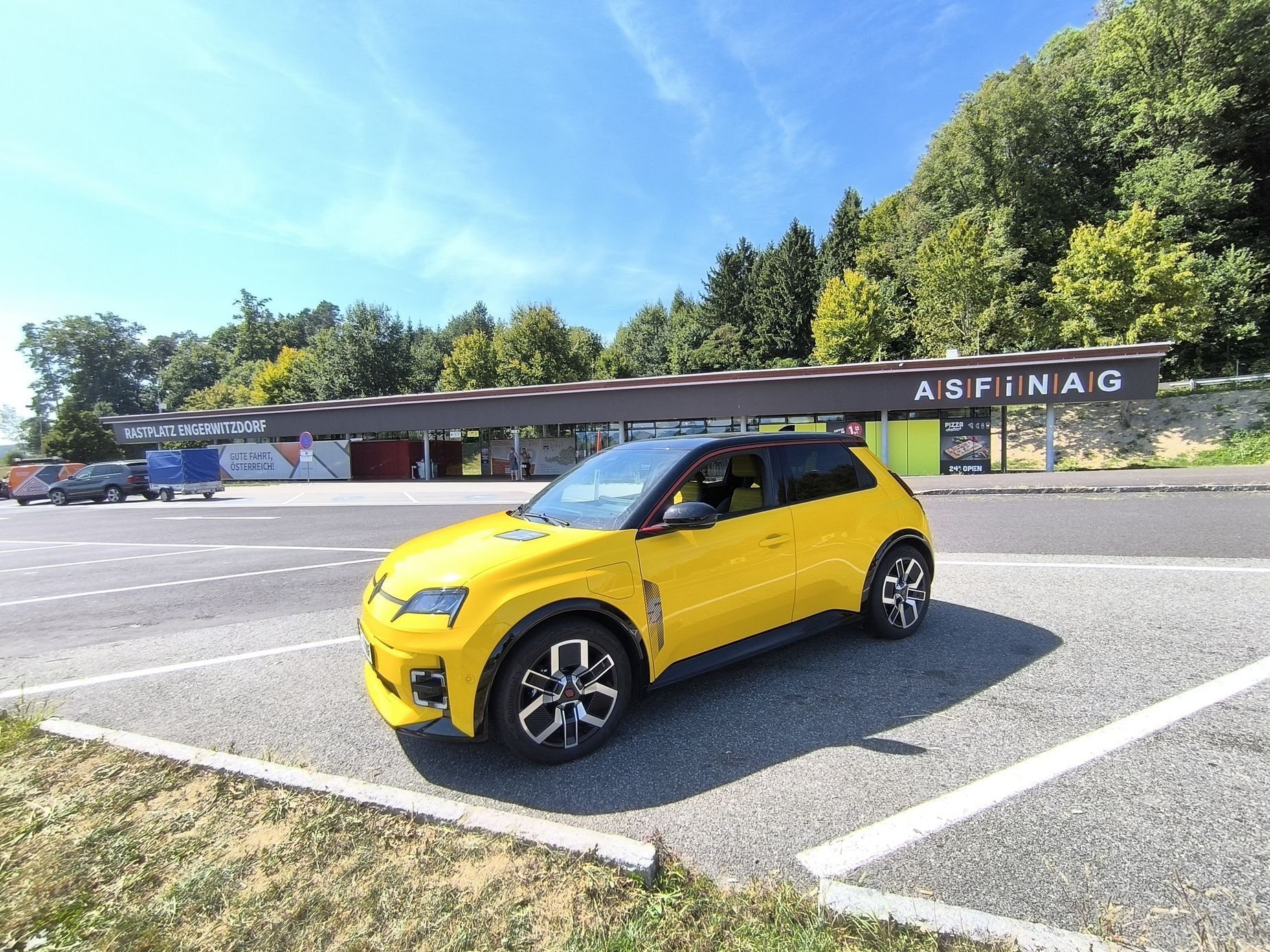 Renault 5 Chorvatsko Alpy