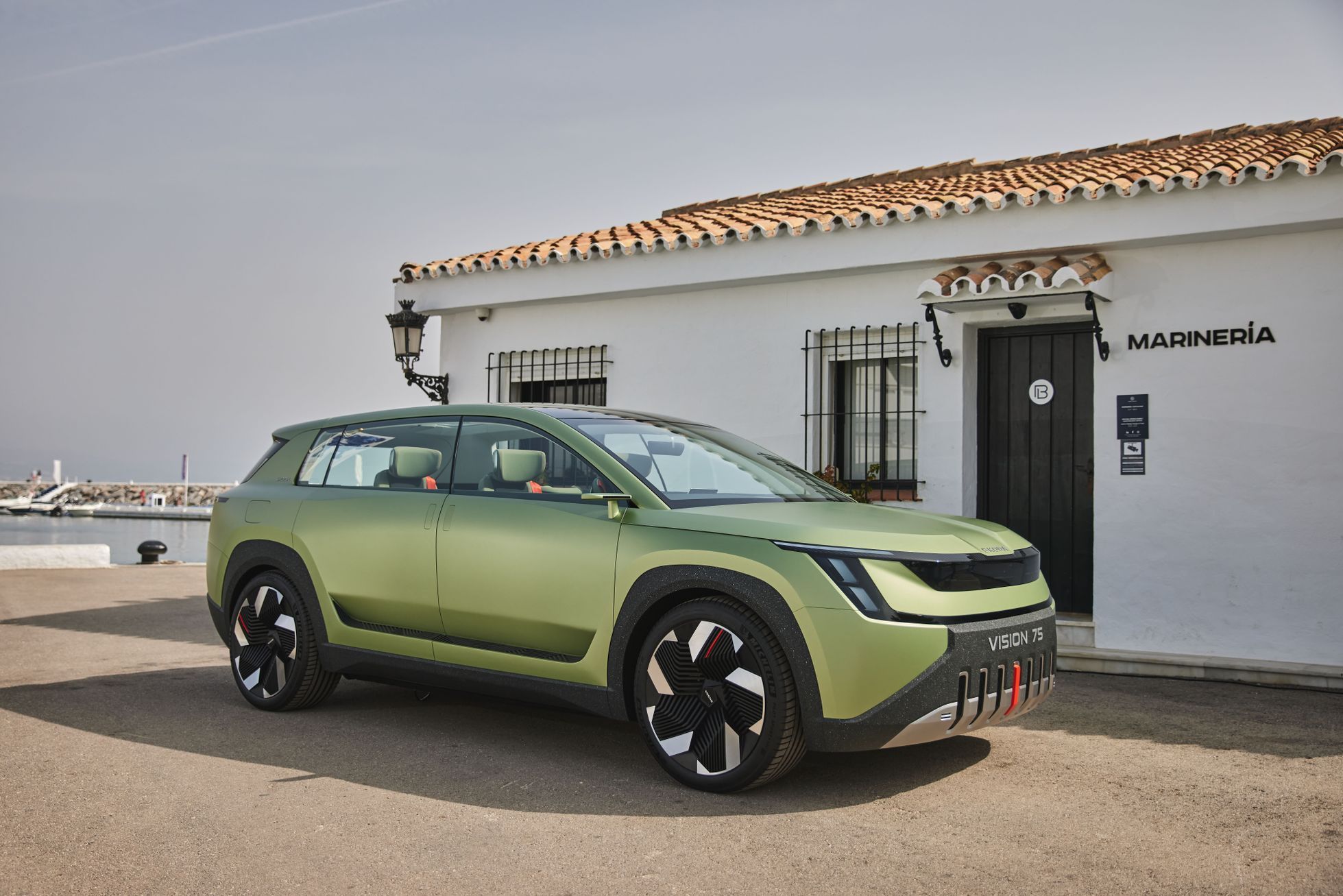 Škoda Vision 7S živé fotky