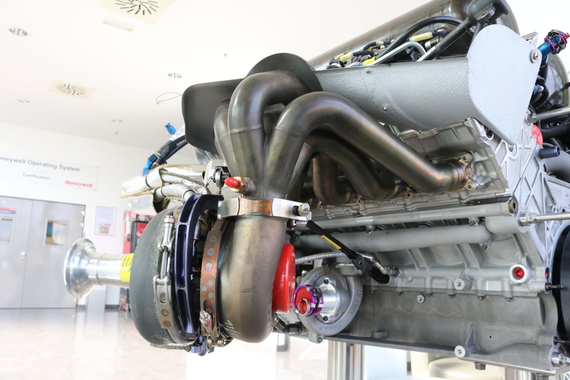 Detail turba pro závodní motor prototypů Le Mans