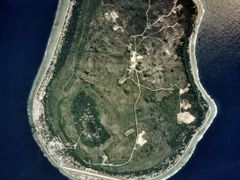 Letecký snímek ostrova Nauru