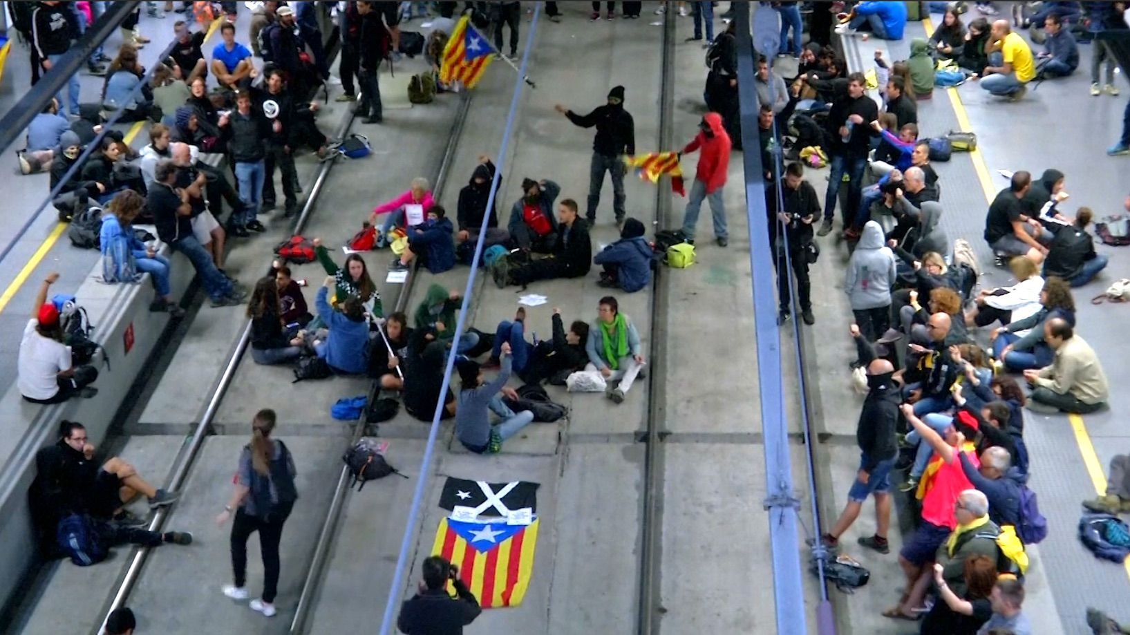 Katalánští separatisté zablokovali vlakovou stanici v Gironě