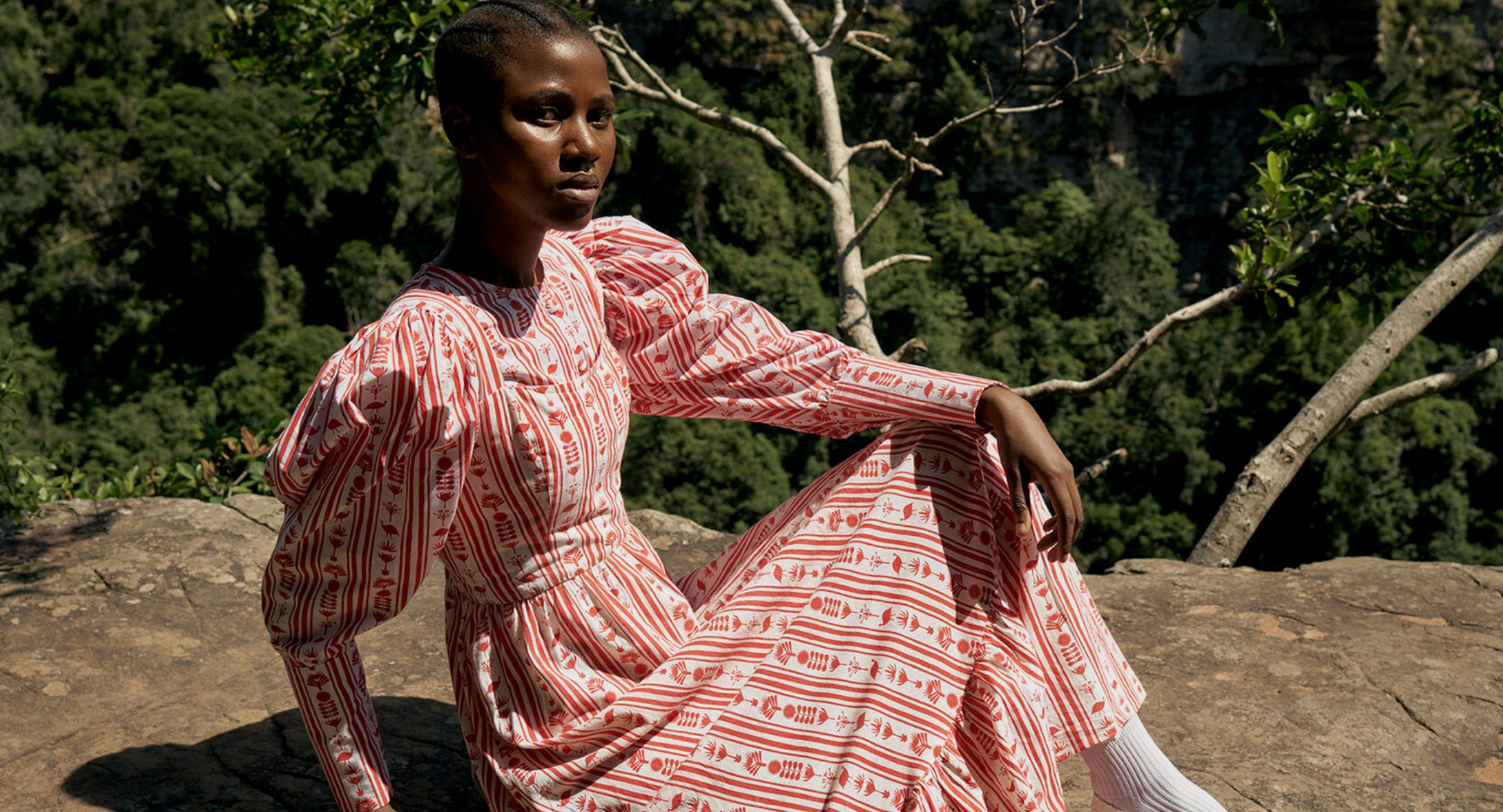 Sindiso Khumalo, žena