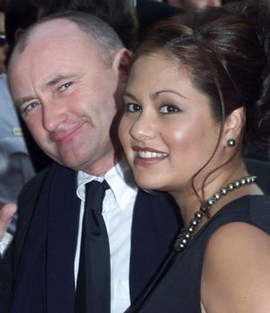 Phil Collins se svojí ženou na archívním snímku