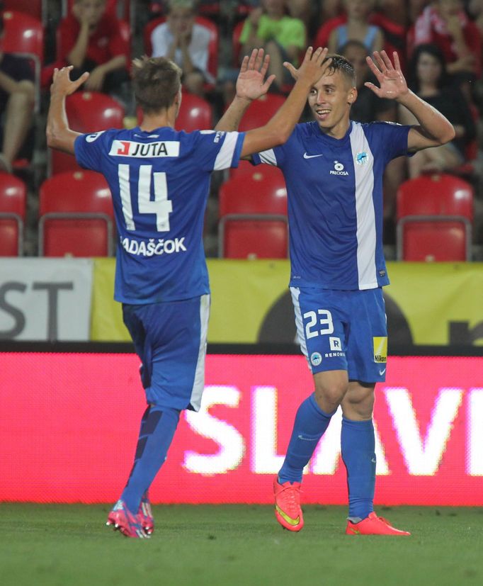 SL, Slavia-Liberec: Vojtěch Hadaščok (14), Josef Šural (23)