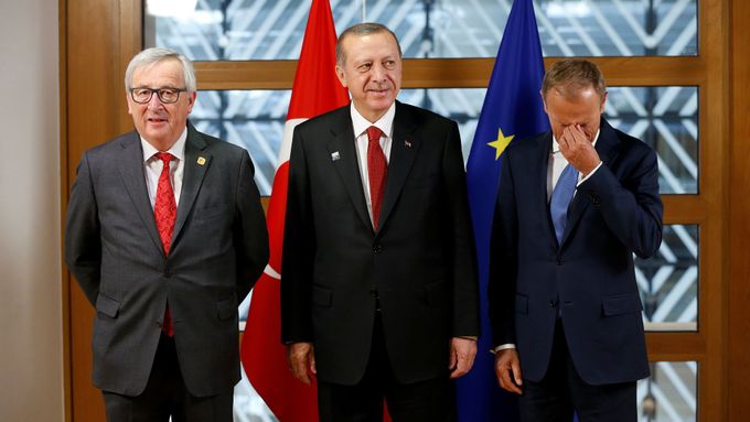 Turecký prezident na návštěvě v Bruselu.