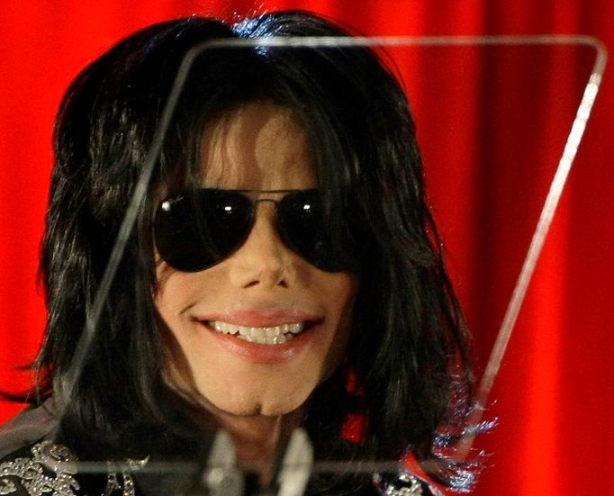 Michael Jackson na tiskové konferenci