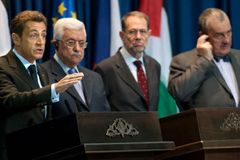 Brusel si posvítí na Sarkozyho pomoc automobilkám