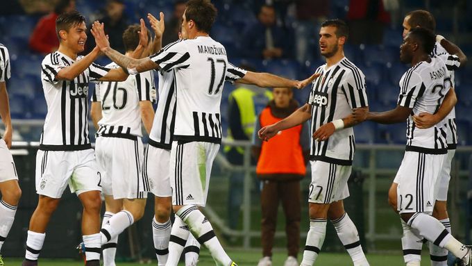 Juventus Turín se probojoval do čela soutěže.