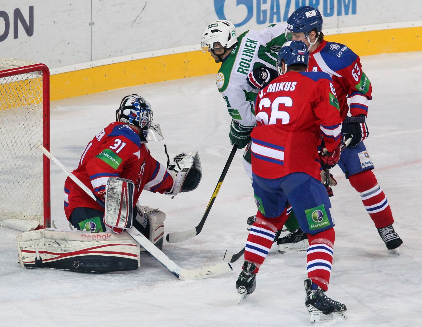 KHL, Lev Praha - Salavat Julajev Ufa: Jakub Štěpánek, Juraj Mikuš - Tomáš Rolinek
