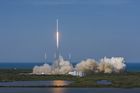 SpaceX vypustila do vesmíru vylepšenou raketu Falcon 9. Do kosmu vynesla první bangladéšský satelit