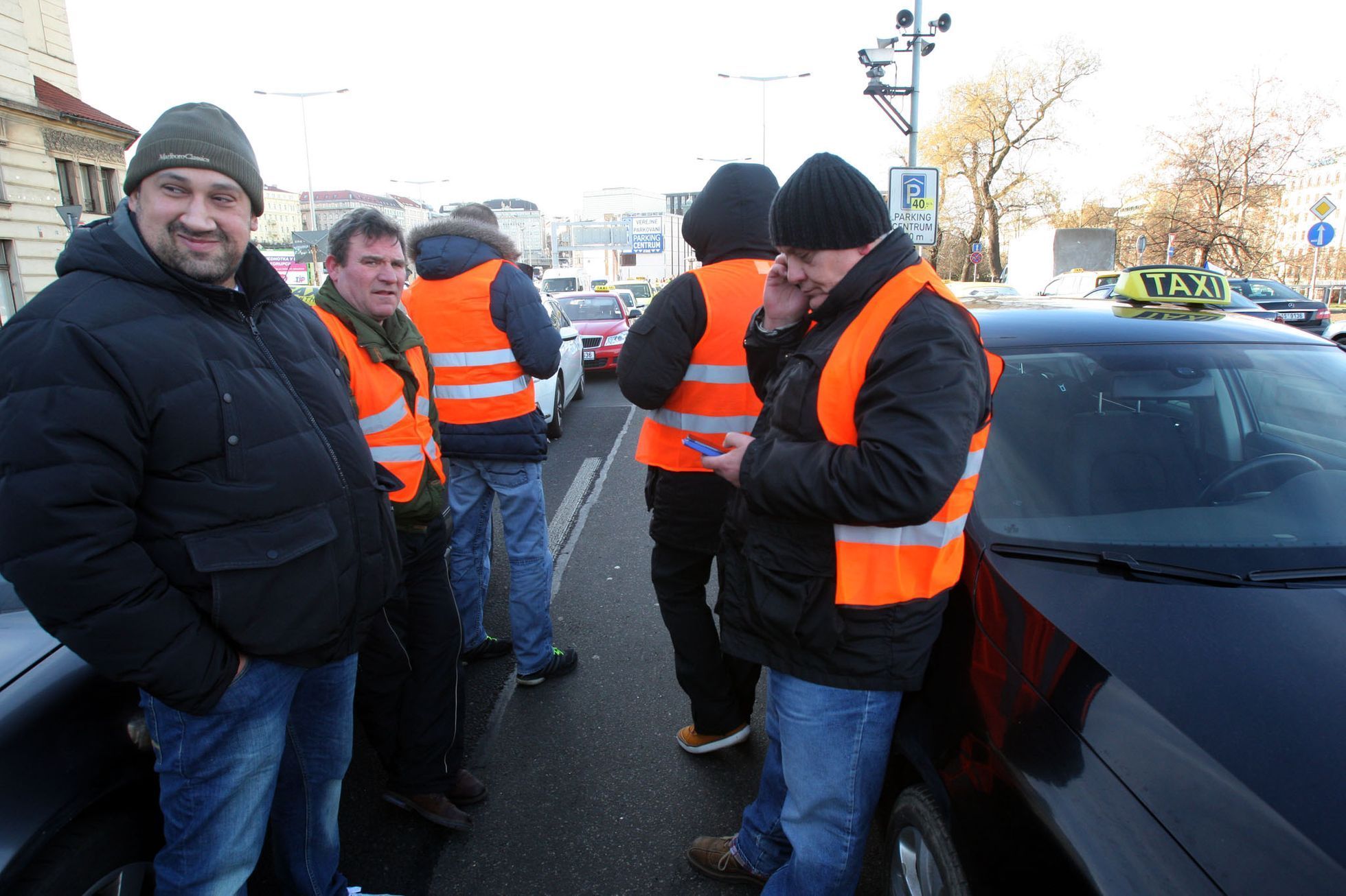Taxikáři blokují centrum Prahy