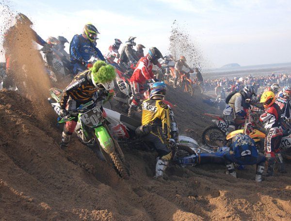 Šílení motorkáři