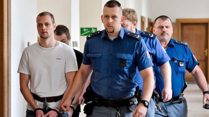 Za vraždu čerpadlářky navrhuje žalobce výjimečný trest. Já to nebyl, tvrdí dál lupič