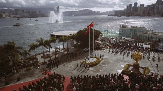 Hongkong 15 let pod správou Číny: Oslavy provázely protesty